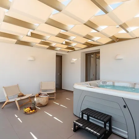 ヴィラ Thalelion 3 Bedroom With Private Pool And Jacuzzi Agios Thaleleos