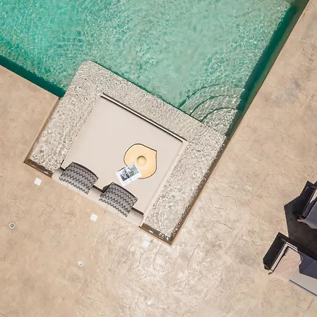 ヴィラ Thalelion 3 Bedroom With Private Pool And Jacuzzi Agios Thaleleos