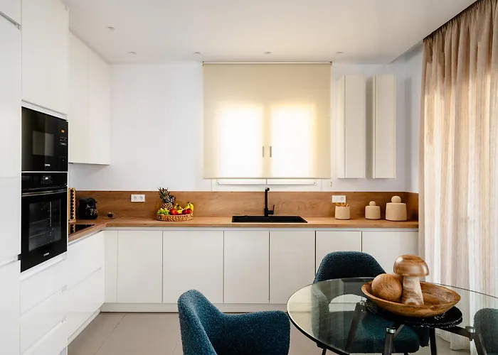 Thalelion 3 Bedroom With Private Pool And Jacuzzi 빌라 Agios Thaleleos